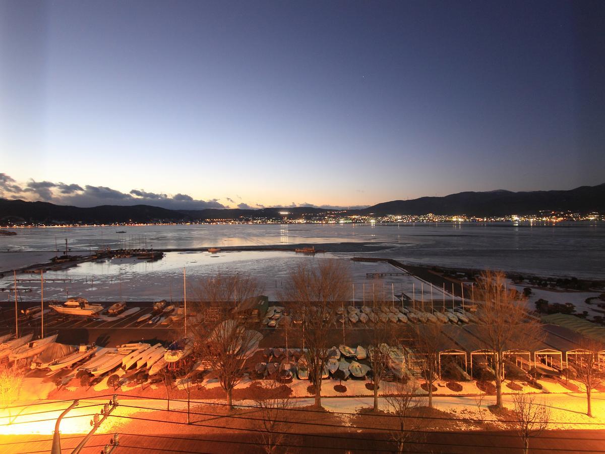 Suwa Lakeside Hotel Екстериор снимка