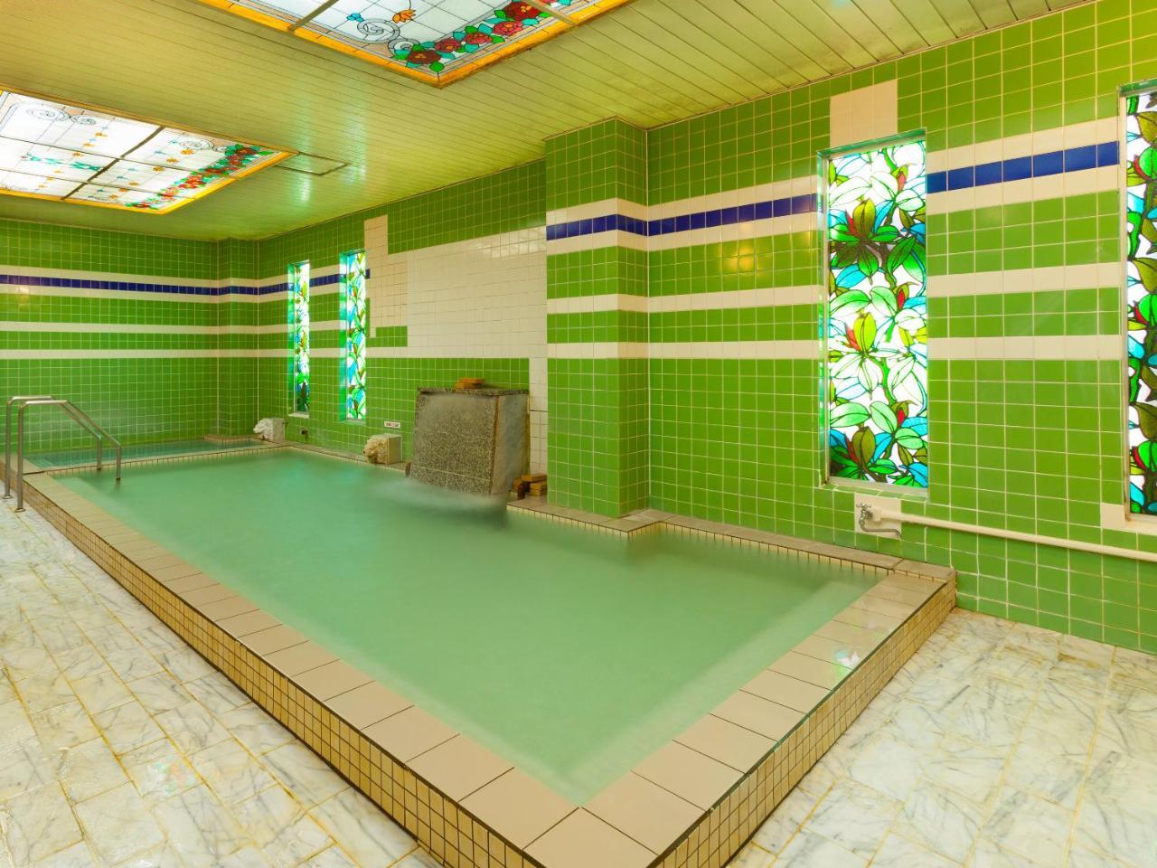 Suwa Lakeside Hotel Екстериор снимка