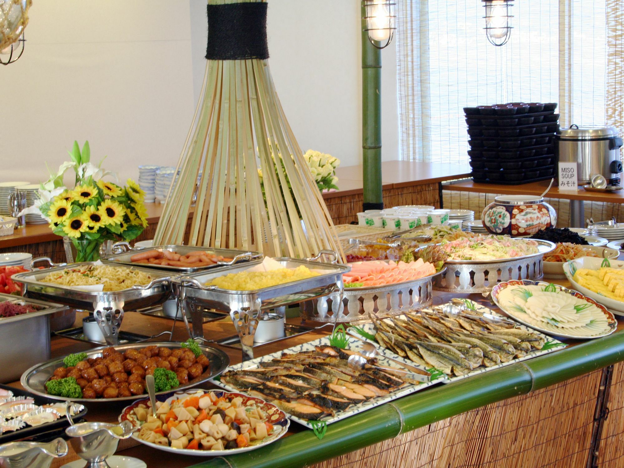 Suwa Lakeside Hotel Екстериор снимка